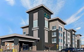 La Quinta Inn & Suites Denver Gateway Park