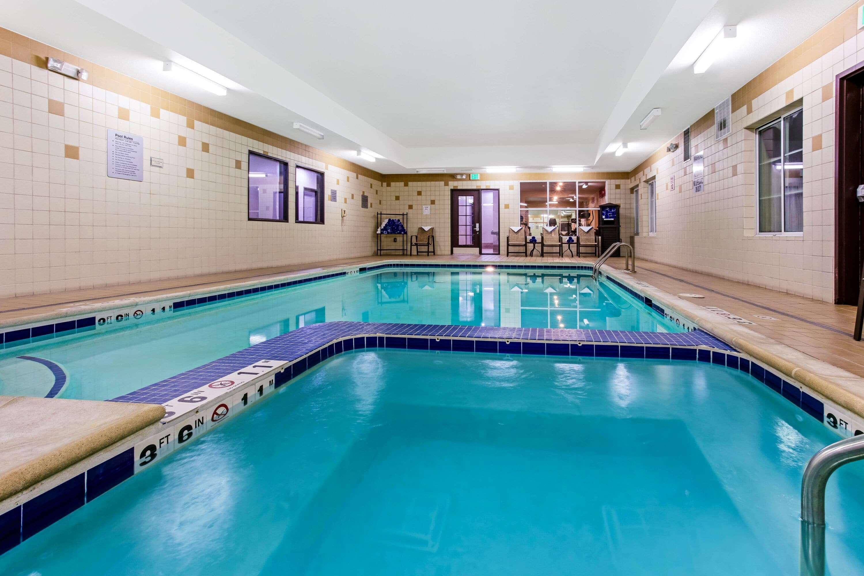 La Quinta By Wyndham Denver Gateway Park Exterior photo