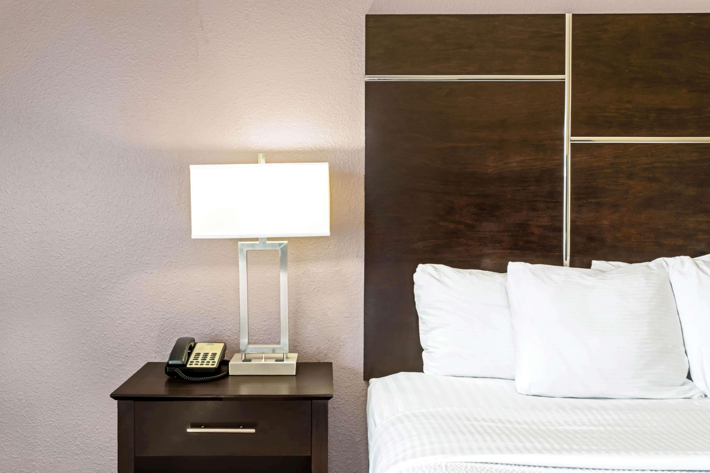 La Quinta By Wyndham Denver Gateway Park Exterior photo