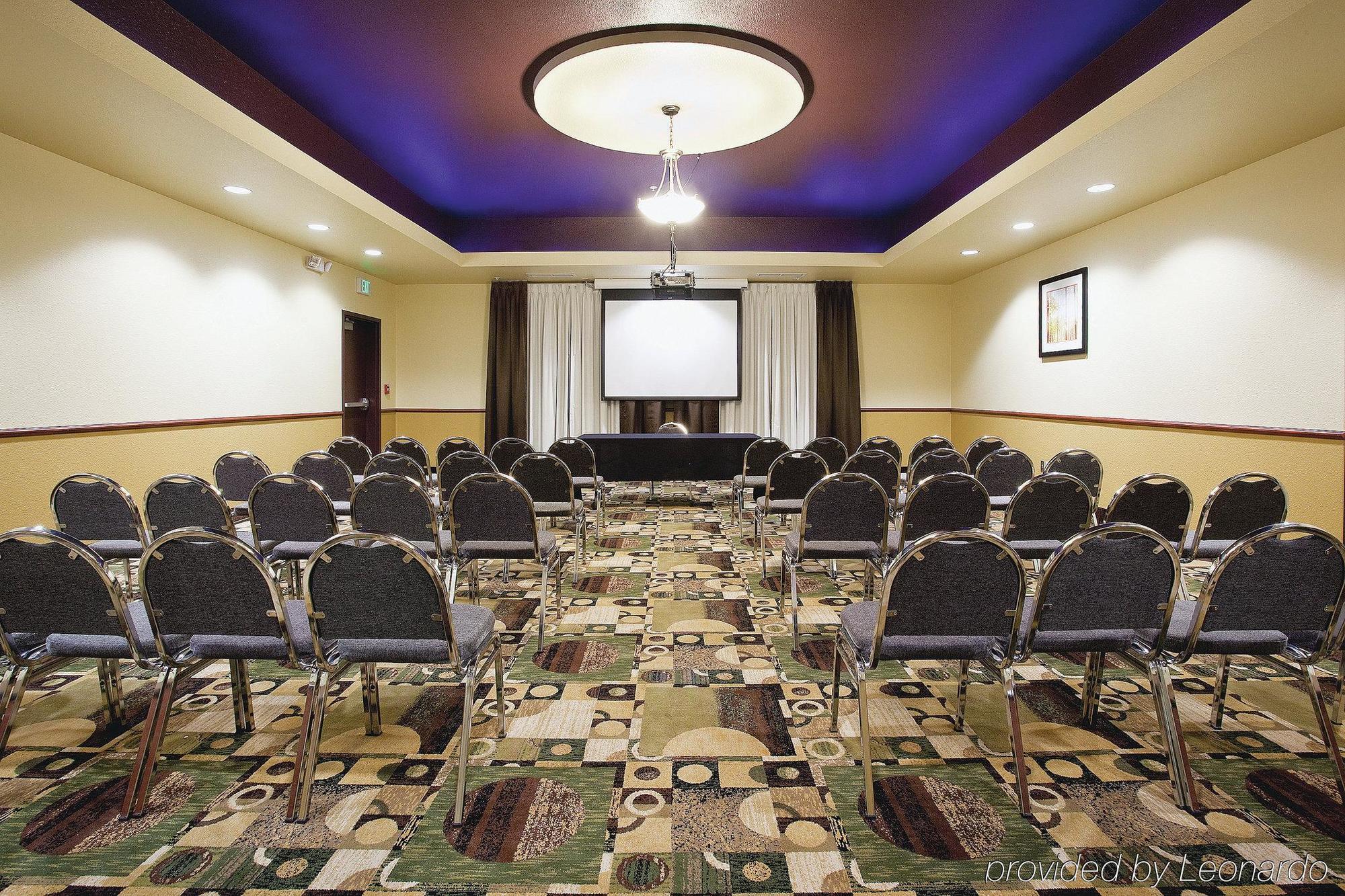 La Quinta By Wyndham Denver Gateway Park Facilities photo