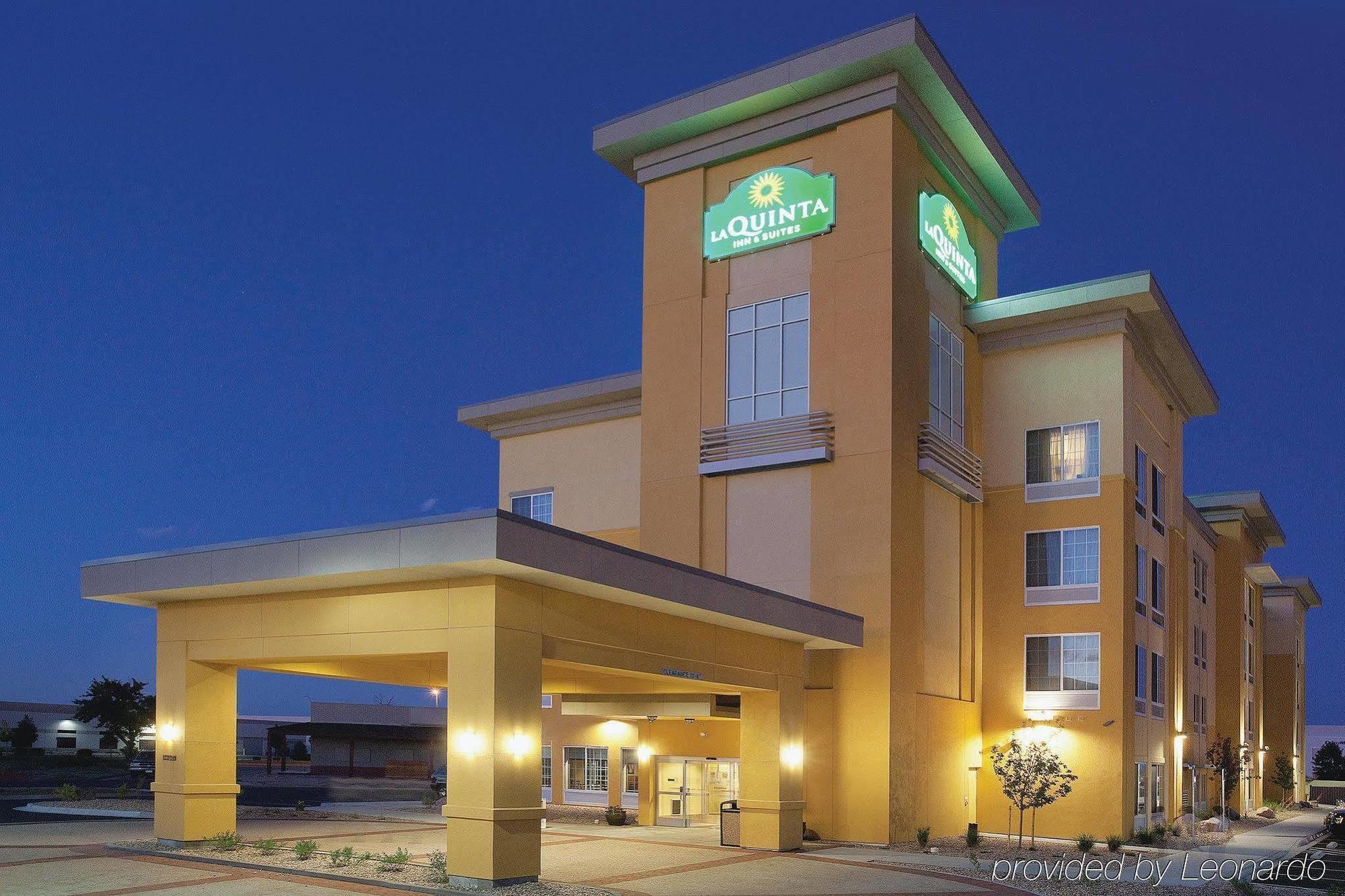La Quinta By Wyndham Denver Gateway Park Exterior photo